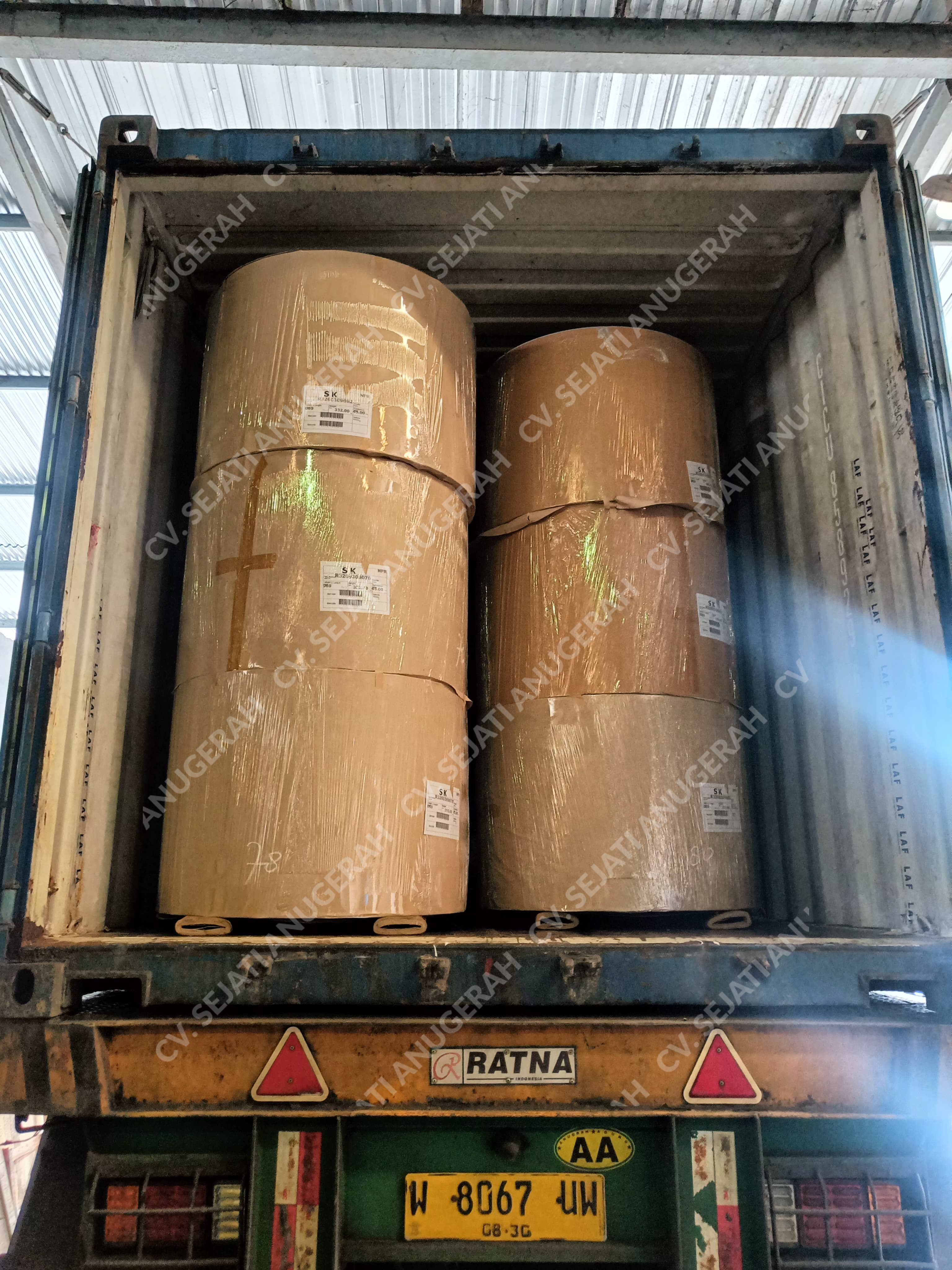 Pengiriman kertas roll